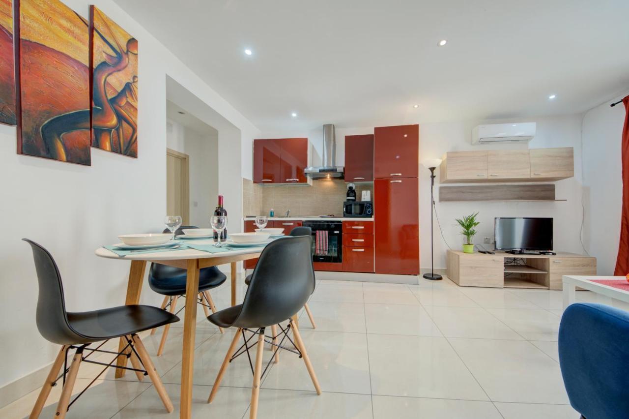 Sapphire Court 2 Bedroom Apartments By Shortletsmalta 斯利马 外观 照片